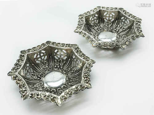 PAIR OF HALLMARKED SILVER PIERCED DISHES