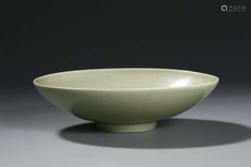 Chinese Celadon Glazed Bowl