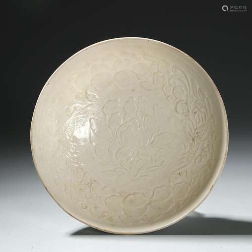 Chinese White Glazed Ding Type Dish