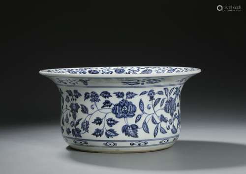 Large Chinese Blue And White 'Lotus' Basin