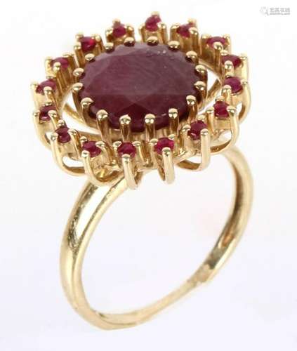 LADIES 14K YELLOW GOLD RUBY COCKTAIL RING