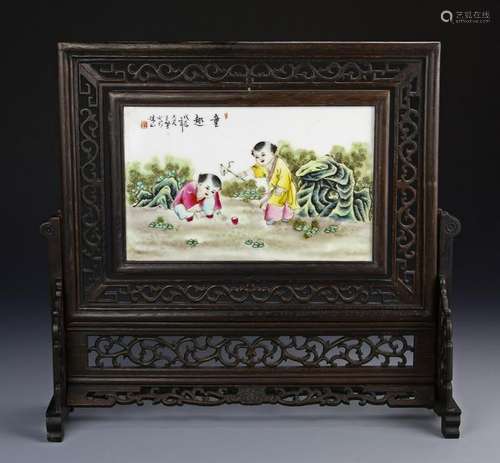 Chinese Famille Rose Table Screen