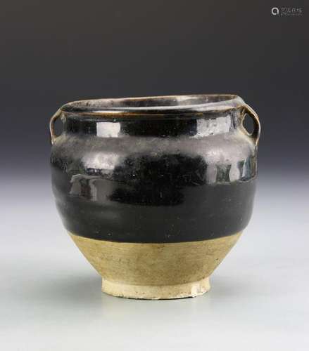 Chinese Antique Ding Yao Jar