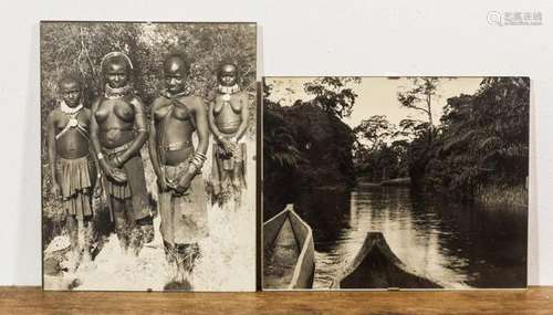 AfricanArtTwob/wphotographs1960-70-24x30cm.Frame.(200)-afrique[...]