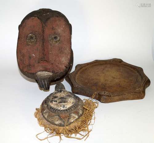 AfricanArtConvolute,MasksandTray-Woodandceramicmask,woodentray.[...]