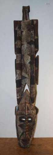 AfricanArtMaske,Obervolta-Style-H.113cm.Lighterwood,geometricred,white[...]