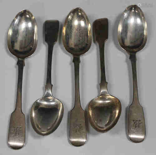 A set of five Victorian Irish silver Fiddle pattern dessert spoons, Dublin 1876 by John Smith and