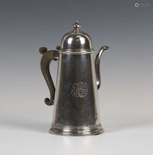 A George II silver chocolate pot of tapering cylindrical form, the domed hinged lid and knop