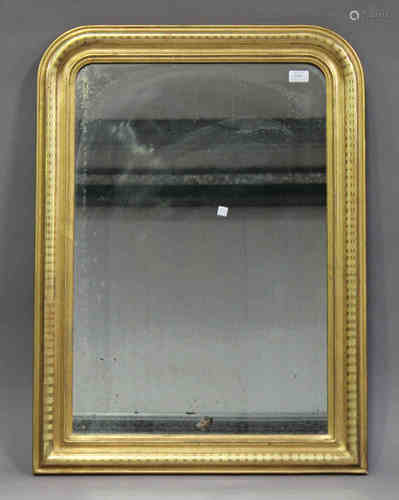 A 19th century gilded arch framed wall mirror with banded decoration, 90cm x 65cm.Buyer’s Premium