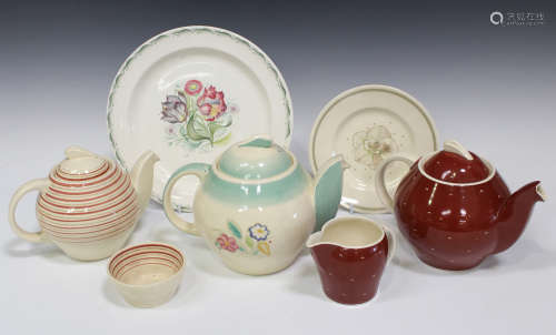 A group of Susie Cooper Art Deco tea and dinner wares, 1930s and later, including a Kestrel shape