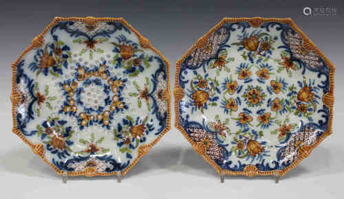 A Makkum Dutch Delft pierced watercress bowl and matching stand, mid-20th century, polychrome