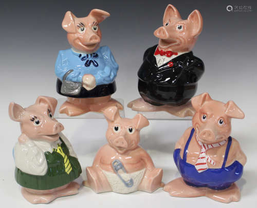 A set of five Wade NatWest piggy banks, each with black bung to base.Buyer’s Premium 29.4% (