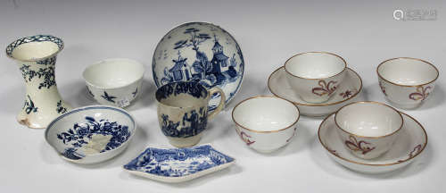 Four English porcelain tea bowls and two matching saucers, probably Barr Worcester, circa 1795,