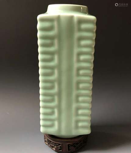 FINE CHINESE ANTIQUE CELADON GLAZED CONG VASE