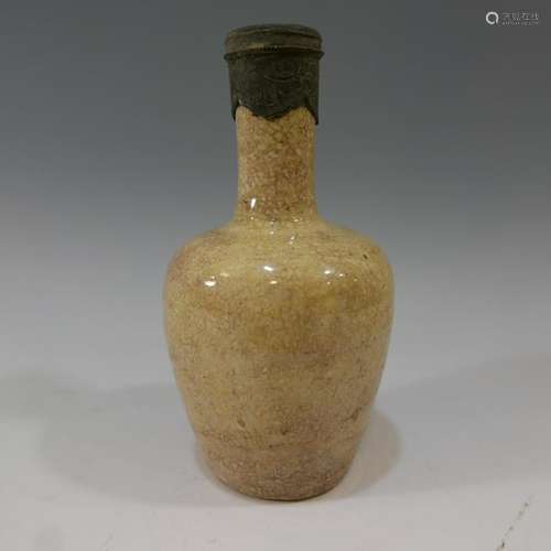 CHINESE ANTIQUE GE WARE BOTTLE VASE