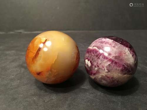 FINE Chinese Pair Agate balls, 1 3/4