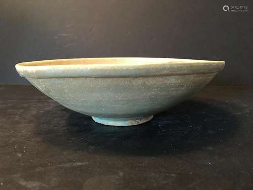 ANTIQUE Chinese Tang Dynasty BOWL, Tang period