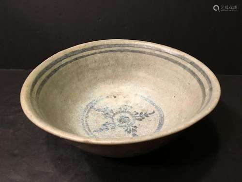 ANTIQUE Thai  Sawankhalok Flower BOWL, 8 1/2