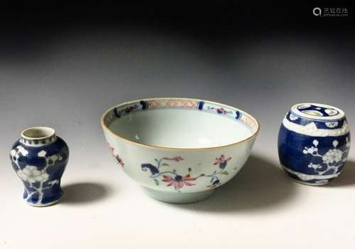 THREE PIECE CHINESE ANTIQUE PORCELAIN GROUP