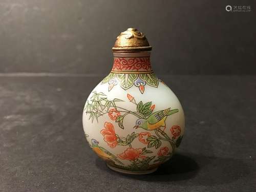 OLD Chinese Glass Snuff Bottle, Republic or Early.