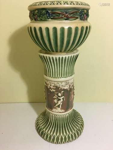 ROSEVILLE Large jardiniere and pedestal