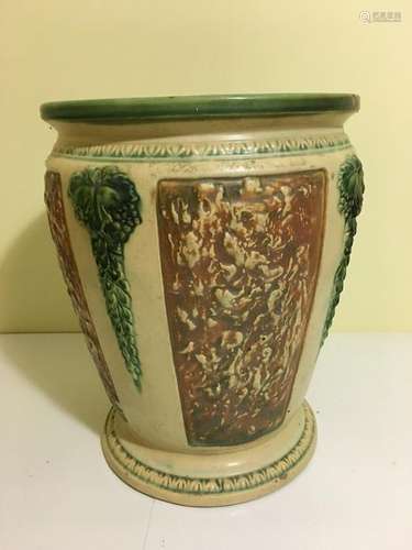 ROSEVILLE Large jardiniere Pot