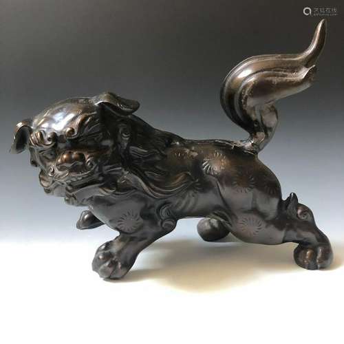 CHINESE ANTIQUE BRONZE FOO DOG