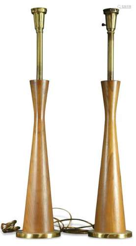 Pair of Mid-Century Modern Rembrandt walnut table lamps