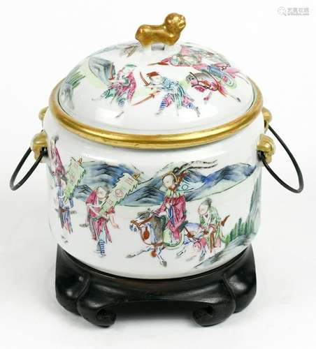 Chinese Porcelain Tureen, Figures