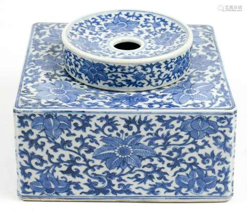 Chinese Blue-and-White Square Box, Flowers