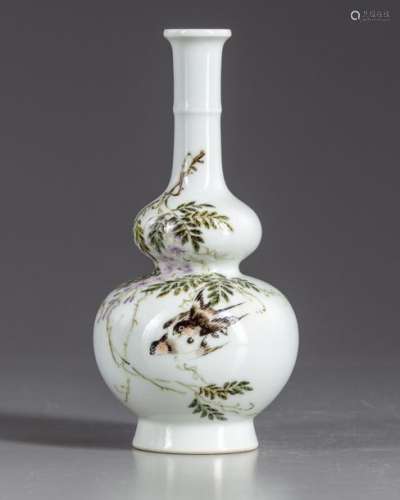 A Chinese double gourd bottle vase