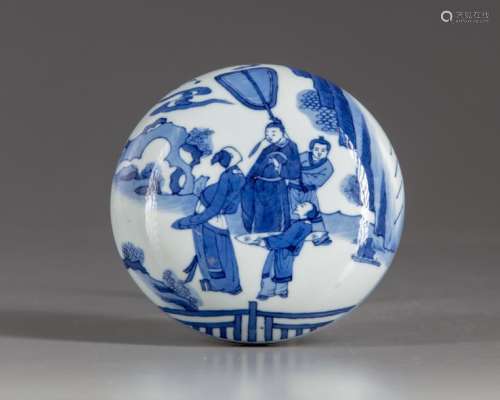 A Chinese blue and white box with cover