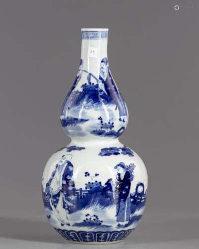 A Chinese blue and white double gourd vase