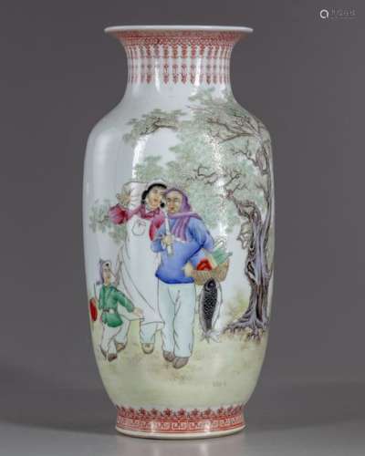 A Chinese figures porcelain vase