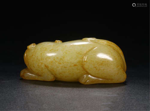 CHINESE NEPHRITE JADE BEAST HAND ITEM