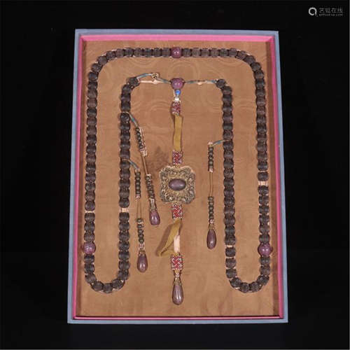 CHINESE AGALWOOD BEAD CHAOZHU COURT NECKLACE