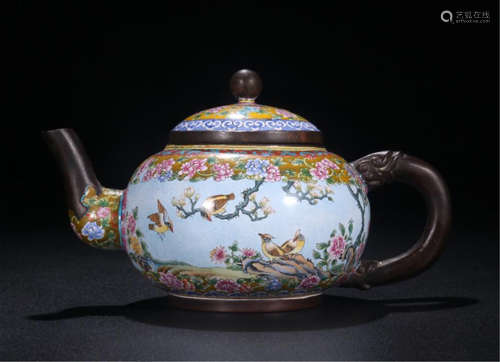 CHINESE ENAMEL PAINTED YIXING ZISHA CLAY BIRD AND FLOWER TEA POT