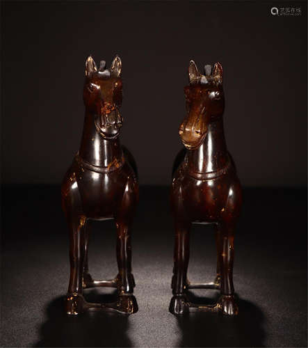 PAIR OF CHINESE ANCIENT JADE HORSE TALBE ITEM