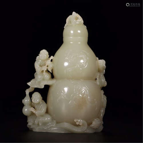 CHINESE GREY JADE DRAGON DOUBLE GOURD VASE