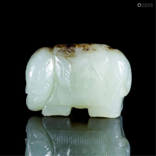 CHINESE WHITE JADE ELEPHANT TABLE ITEM