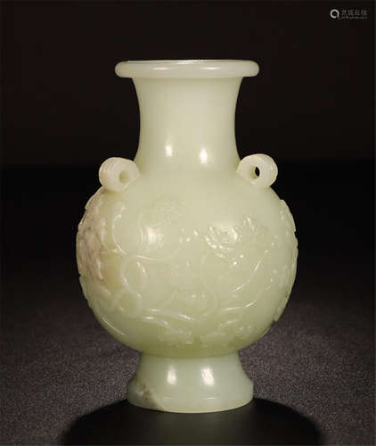 CHINESE WHITE JADE FLOWER VASE