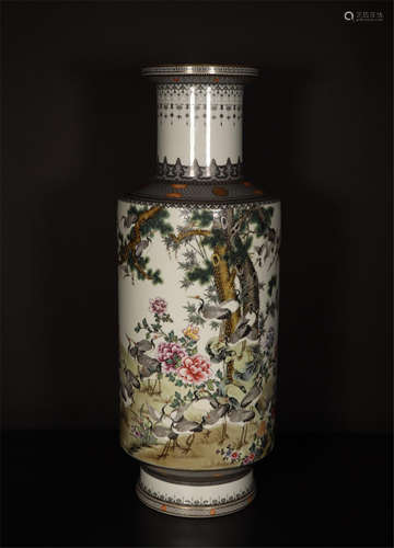 CHINESE PORCELAIN FAMILLE ROSE BIRD AND FLOWER VASE