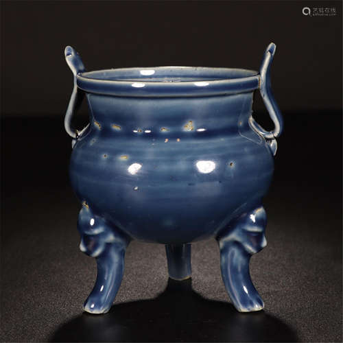 CHINESE PORCELAIN BLUE GLAZE TRIPLE FEET CENSER