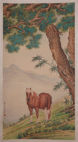 CHINESE SCROLL PAINTING OF HORSE UNDER TREE