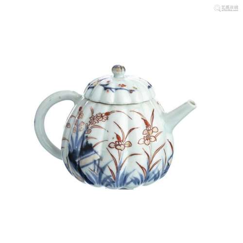 Chinese Porcelain Imari floral Teapot, Kangxi