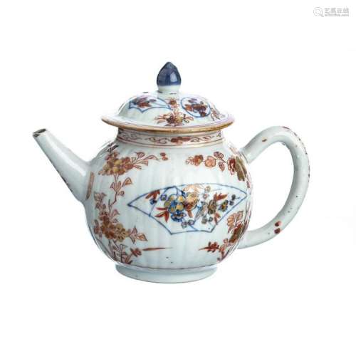 'Imari' Teapot in Chinese Porcelain, Qianlong
