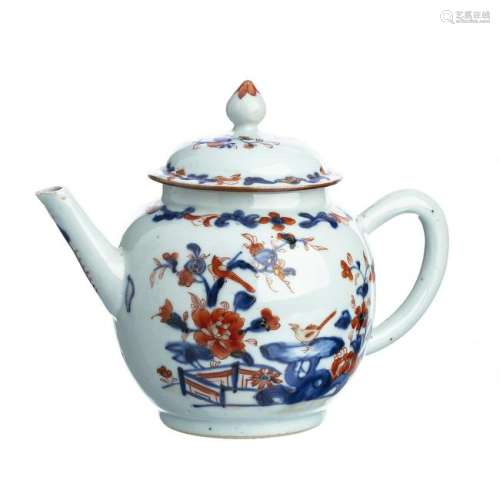 Chinese Porcelain 'Imari' Teapot, Qianlong