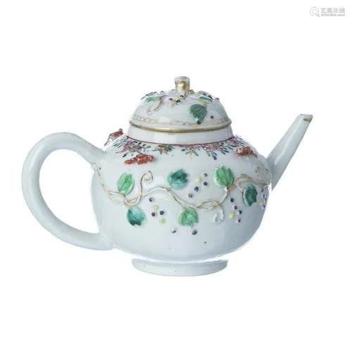 Chinese Porcelain 'Squirrels' Teapot, Yongzheng