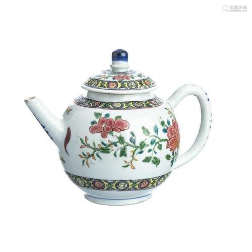 Chinese Porcelain teapot 'peonies', Qianlong