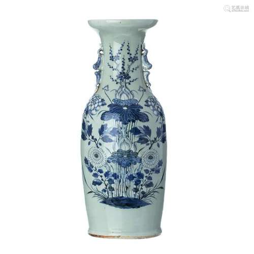 Vase in Chinese porcelain, Tongzhi